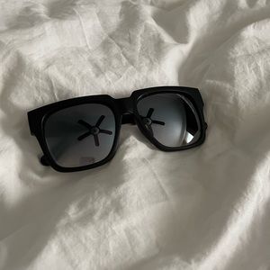 Quay Sunglasses On The Prowl